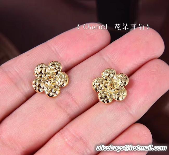 Stylish Chanel Earrings CE5489