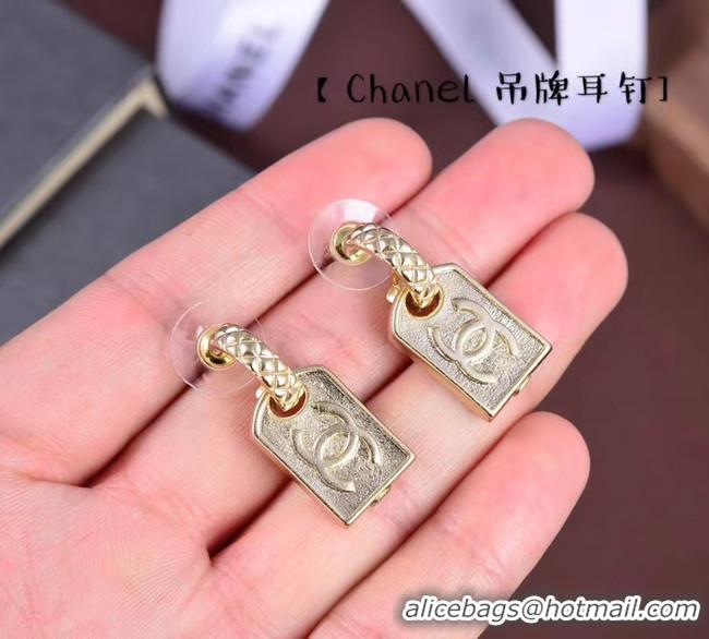 Stylish Chanel Earrings CE5504