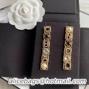 Stylish Chanel Earrings CE5535