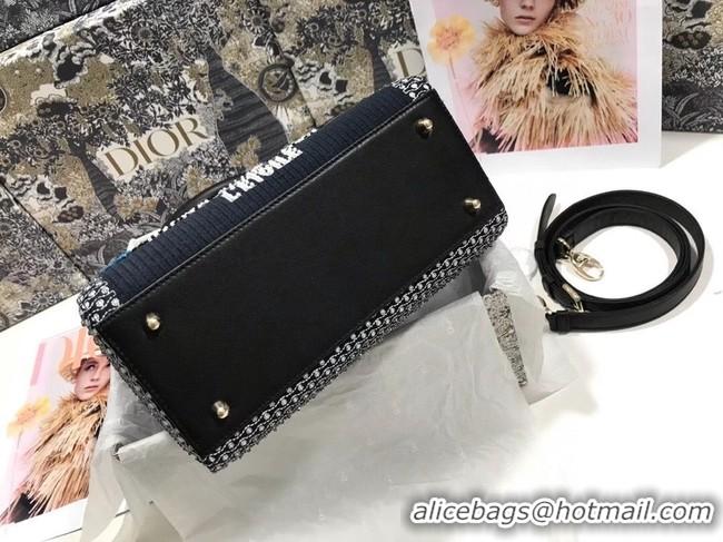 Market Sells LADY DIOR Pearl and Thread Embroidery cattle leather M0565OSCQ-2