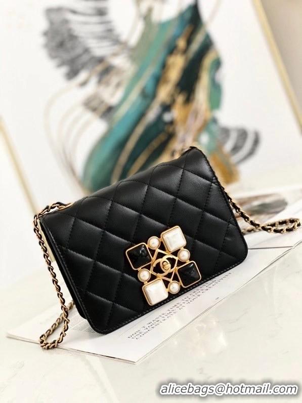 Famous Brand Chanel flap bag AS2259 Black & White