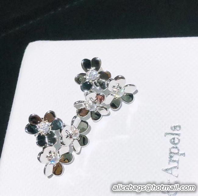 Unique Grade Van Cleef & Arpels Earrings CE5679