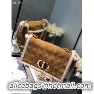 Unique Grade DIOR 30 MONTAIGNE CHAIN BAG Camel-Colored Shearling M9208