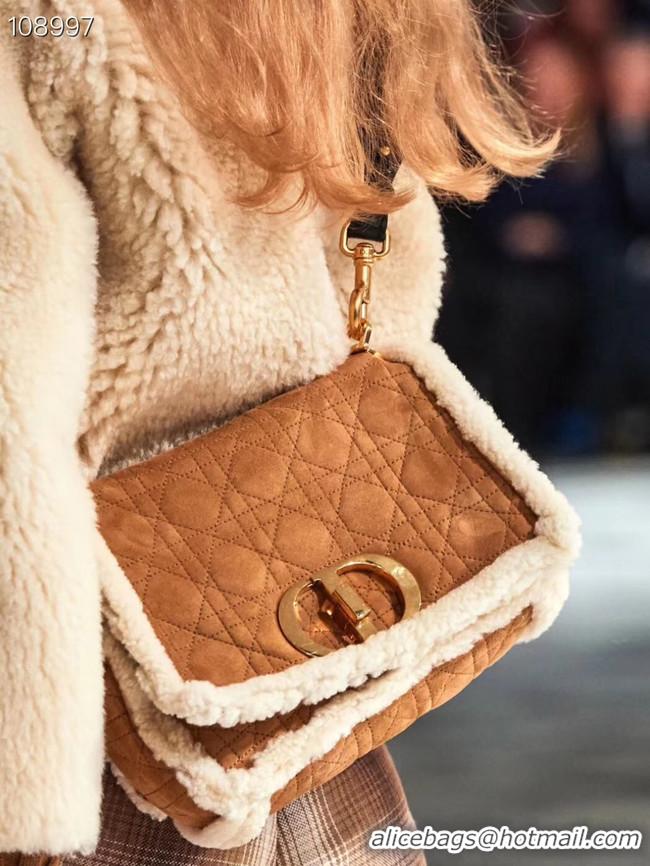 Unique Grade DIOR 30 MONTAIGNE CHAIN BAG Camel-Colored Shearling M9208