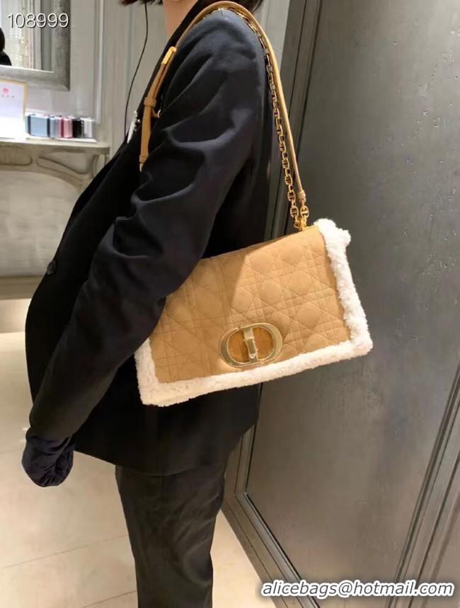 Unique Grade DIOR 30 MONTAIGNE CHAIN BAG Camel-Colored Shearling M9208