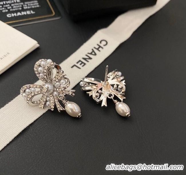 Feminine Chanel Earrings CE5927