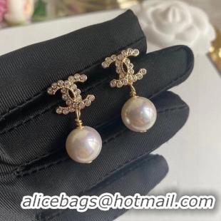 Sophisticated Chanel Earrings CE5944