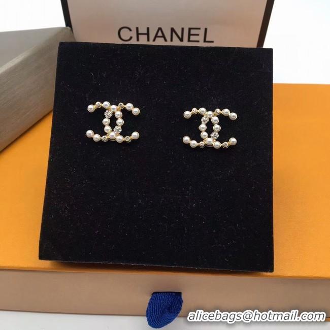 Well Crafted Chanel Earrings CE5947