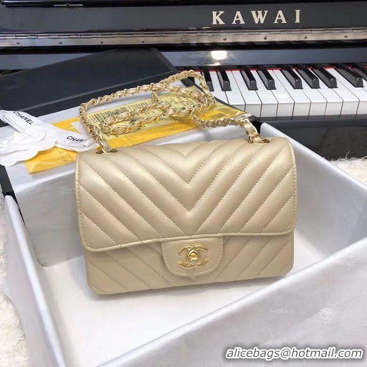 Famous Brand Chanel 2.55 Series Flap Bag Leather A1116CF gold