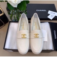 Unique Style Chanel Calfskin Leather Shoes CH2740 White