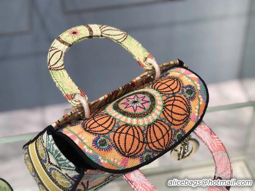 Generous DIOR MEDIUM LADY D-LITE BAG Multicolor Tie & Dior Embroidery M0565OJb