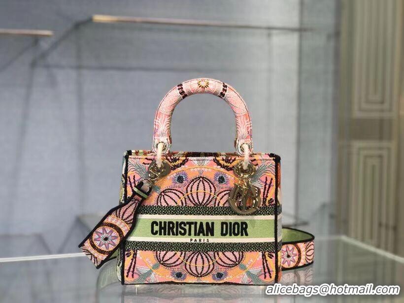 Generous DIOR MEDIUM LADY D-LITE BAG Multicolor Tie & Dior Embroidery M0565OJb