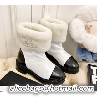 Low Cost Chanel Shiny Leather and Wool Short Boots with Pearl CC White 111045