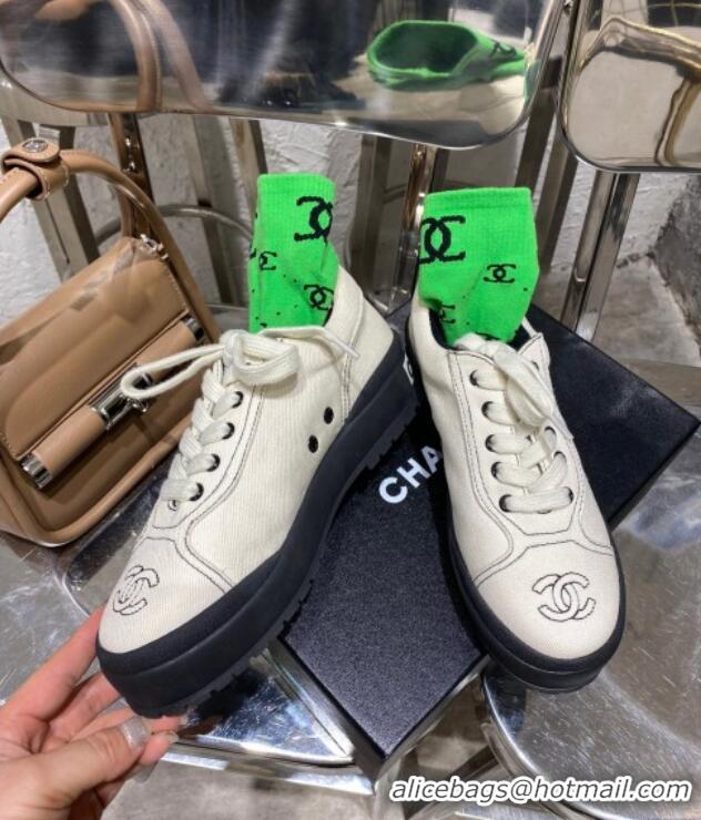 Best Luxury Chanel Vintage Denim Sneakers 111120 White