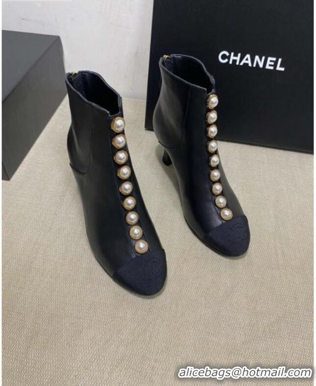 Trendy Design Chanel Lambskin Short Boots with Pearl Line G36774 Black