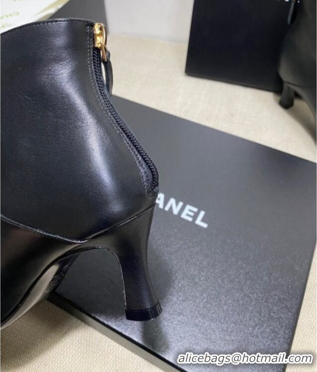 Trendy Design Chanel Lambskin Short Boots with Pearl Line G36774 Black