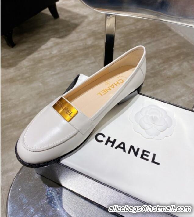 Most Popular Chanel Calfskin Loafers with Logo Metal 111229 White