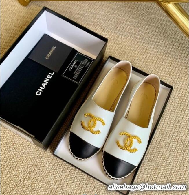 Trendy Design Chanel Leather Metal CC Espadrilles G36967 White