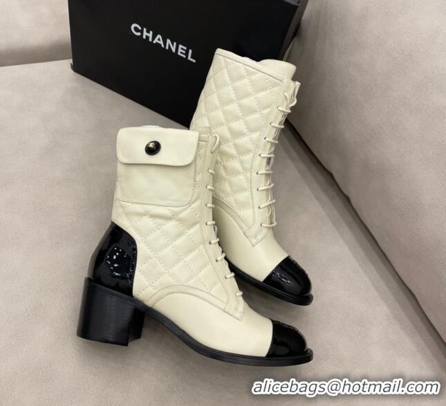 Unique Grade Chanel Quilted Leather Short Boots with Pouch 120420 White