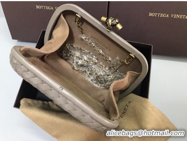 Good Taste Bottega Veneta Knot Woven Lambskin Clutch with Chain BV11010 Beige