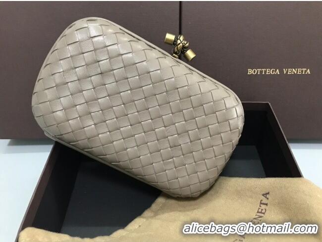 Good Taste Bottega Veneta Knot Woven Lambskin Clutch with Chain BV11010 Beige