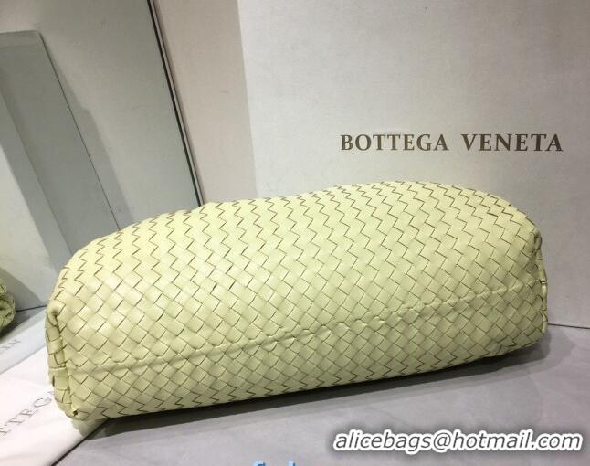 Good Product Bottega Veneta The Large Pouch Clutch in Woven Lambskin BV0417 Yellow 2020