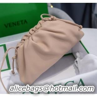 New Style Bottega Veneta The Mini Pouch Soft Clutch Bag in Calfskin BV0910 Nude Pink 2020