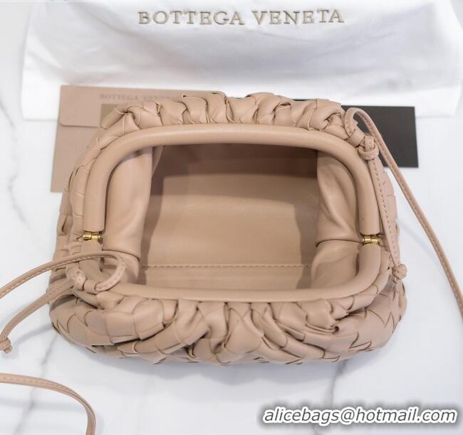 Low Price Bottega Veneta The Mini Pouch Clutch Bag in Large-Woven Lambskin BV0919 Nude Pink 2020