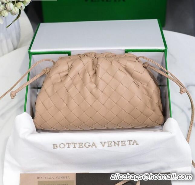 Low Price Bottega Veneta The Mini Pouch Clutch Bag in Large-Woven Lambskin BV0919 Nude Pink 2020