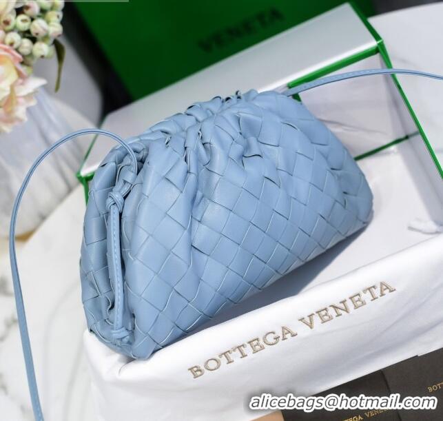 Well Crafted Bottega Veneta The Mini Pouch Clutch Bag in Large-Woven Lambskin BV0919 Light Blue 2020