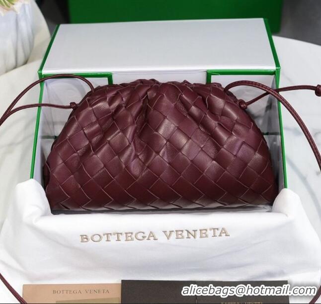 Low Price Bottega Veneta The Mini Pouch Clutch Bag in Large-Woven Lambskin BV0919 Burgundy 2020