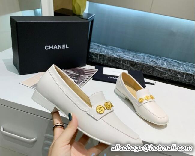 Best Price Chanel Lambskin Loafers with Coin Purse G37044 White