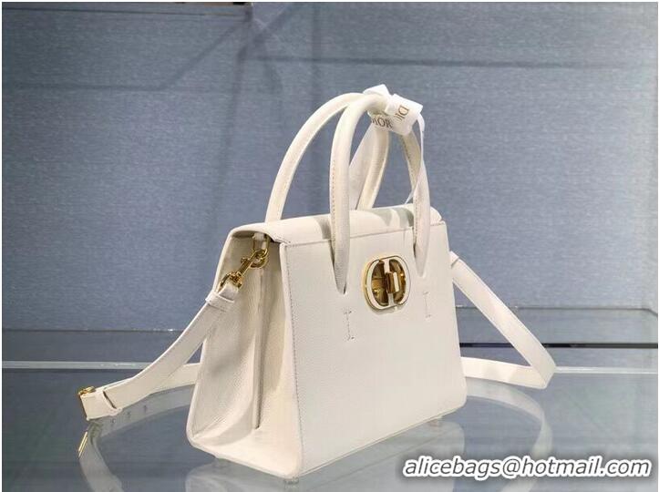 Inexpensive DIOR MEDIUM ST HONORE TOTE Grained Calfskin M9321UMBA white