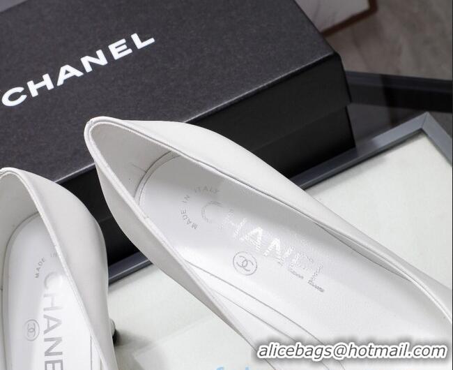 Best Price Chanel Suede Kidskin Pumps with Pearl Knot Charm G36391 7.5cm White 2021