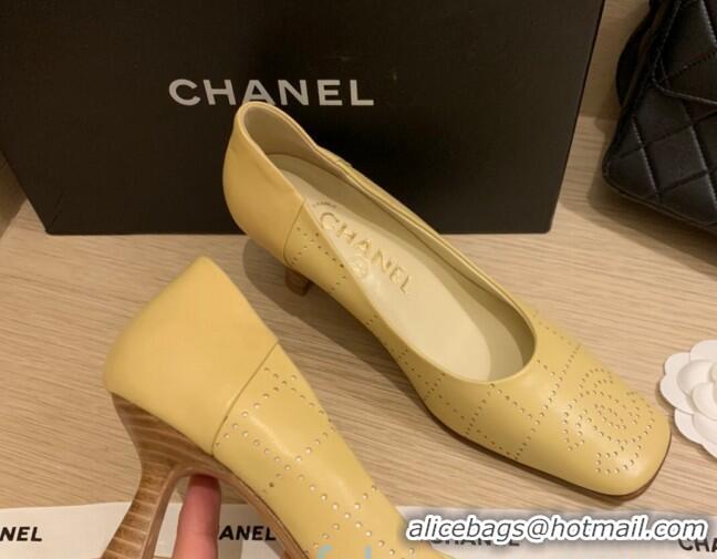 Super Quality Chanel Vintage Perforated Leather Pumps 7cm 010811 Yellow 2021