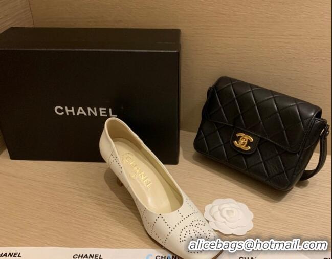 Best Design Chanel Vintage Perforated Leather Pumps 7cm 010812 White 2021