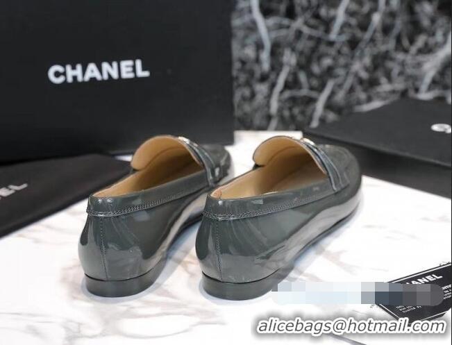 Low Price Chanel Patent Leather CC Strap Loafers 010828 Gray 2021