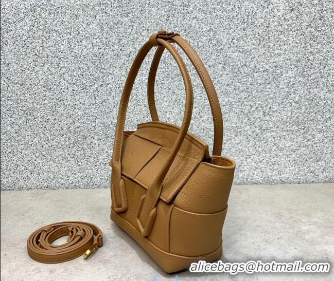 Good Taste Bottega Veneta Arco Mini Bag in Grained Maxi Woven Calfskin BV0411 Light Brown 2020