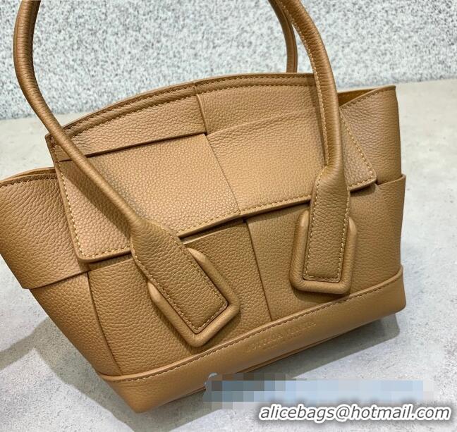 Good Taste Bottega Veneta Arco Mini Bag in Grained Maxi Woven Calfskin BV0411 Light Brown 2020