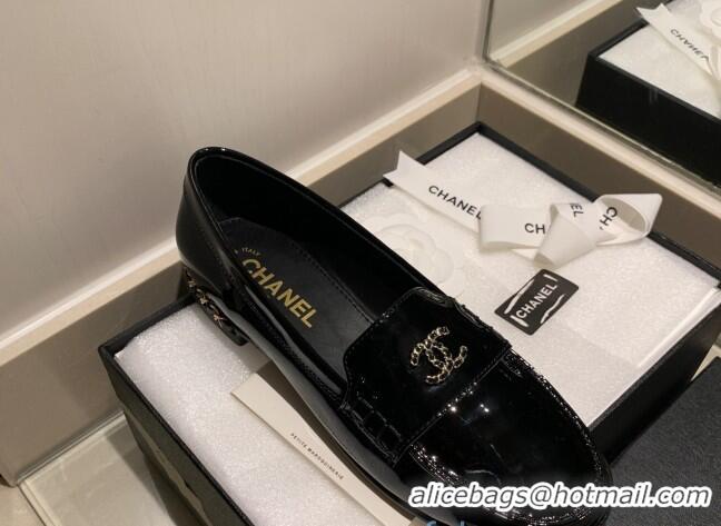 Best Price Chanel Patent Leather Chain Charm Loafers G35067 Black 2021