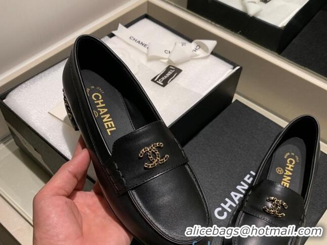 Best Price Chanel Patent Leather Chain Charm Loafers G35067 Black 2021