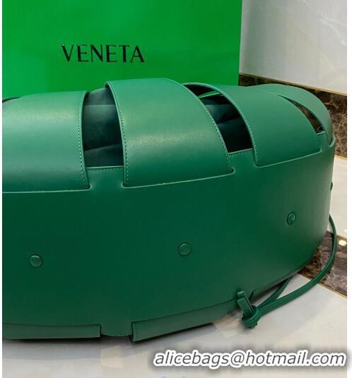 Super Quality Bottega Veneta Large The Shell Pouch Cut out Shoulder Bag BV0431 Green 2020 