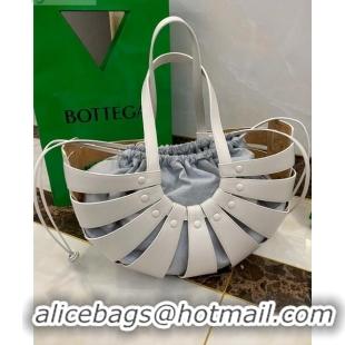 Top Grade Bottega Veneta Medium The Shell Pouch Cut out Shoulder Bag BV0433 White 2020