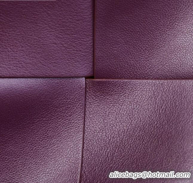 Reasonable Price Bottega Veneta Woven Zipped Pouch BV2227 Grape Purple 2021