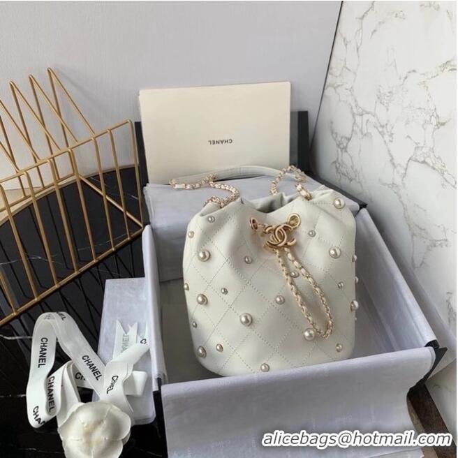 Best Price Chanel small drawstring bag Lambskin & Gold Metal AS2322 white