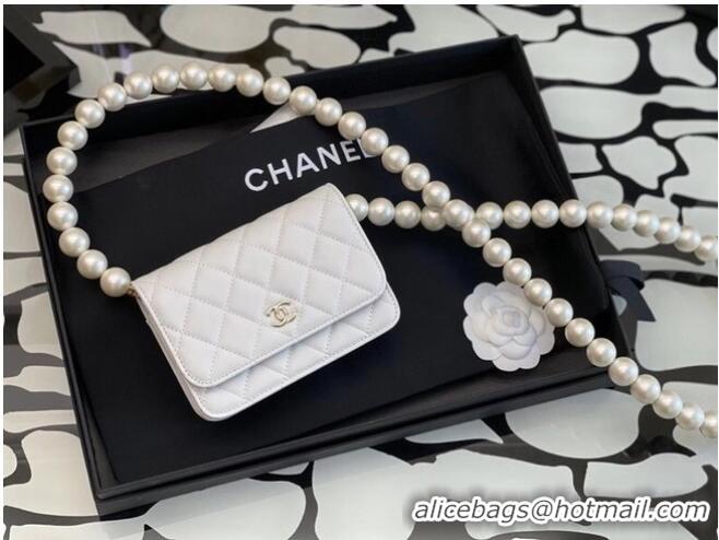 Promotional Chanel Sheepskin Original Leather Pocket AP2059 white