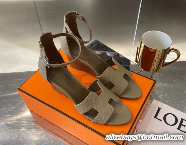 Charming Hermes Legend Palm-Grained Calfskin Wedge Sandals 70mm Heel 080711 Dove Grey