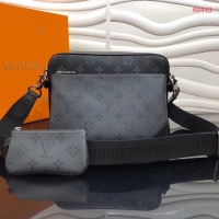 Affordable Price Louis Vuitton TRIO MESSENGER M69443 black