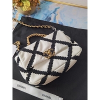 Pretty Style Chanel 19 flap bag AS1160 White & Black