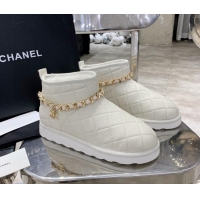 Good Product Chanel Quilted Lambskin Wool Flat Short Boots with Chain Charm 122110 White